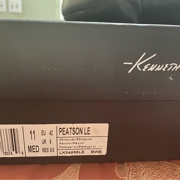 Kenneth Cole Booties - Picture 2 of 11